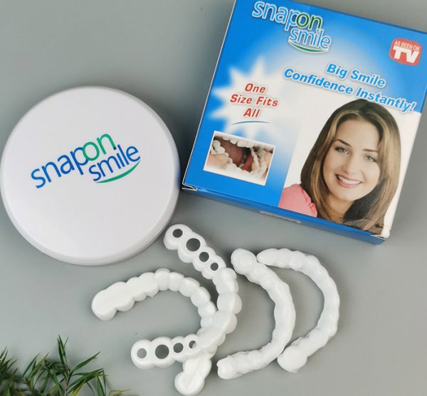 Snap-on Smile: Instant Confidence with a Brighter, Whiter Smile β Free Delivery!